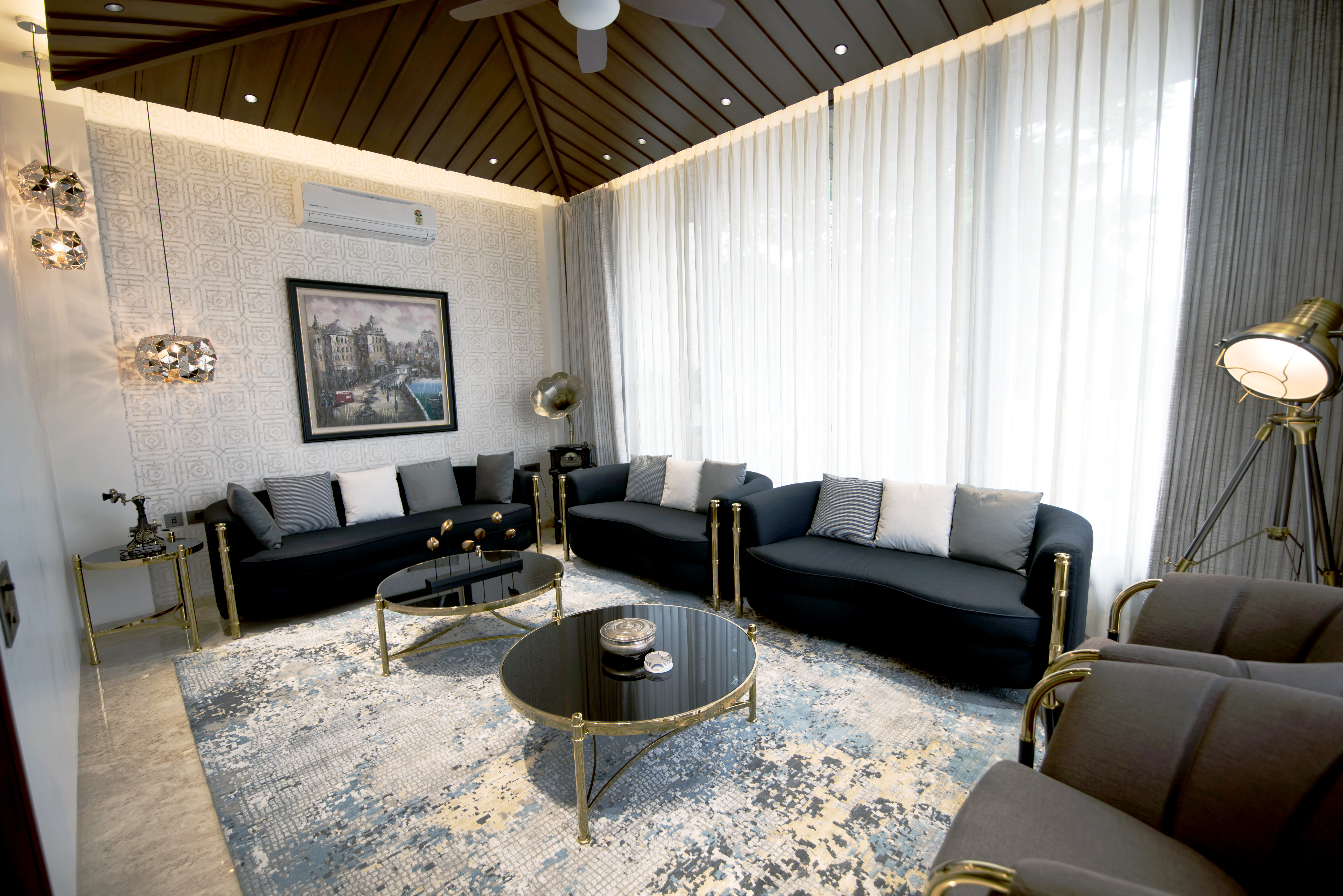 The Allure of Luxury: Setting the Stage for 2025's Top Trends