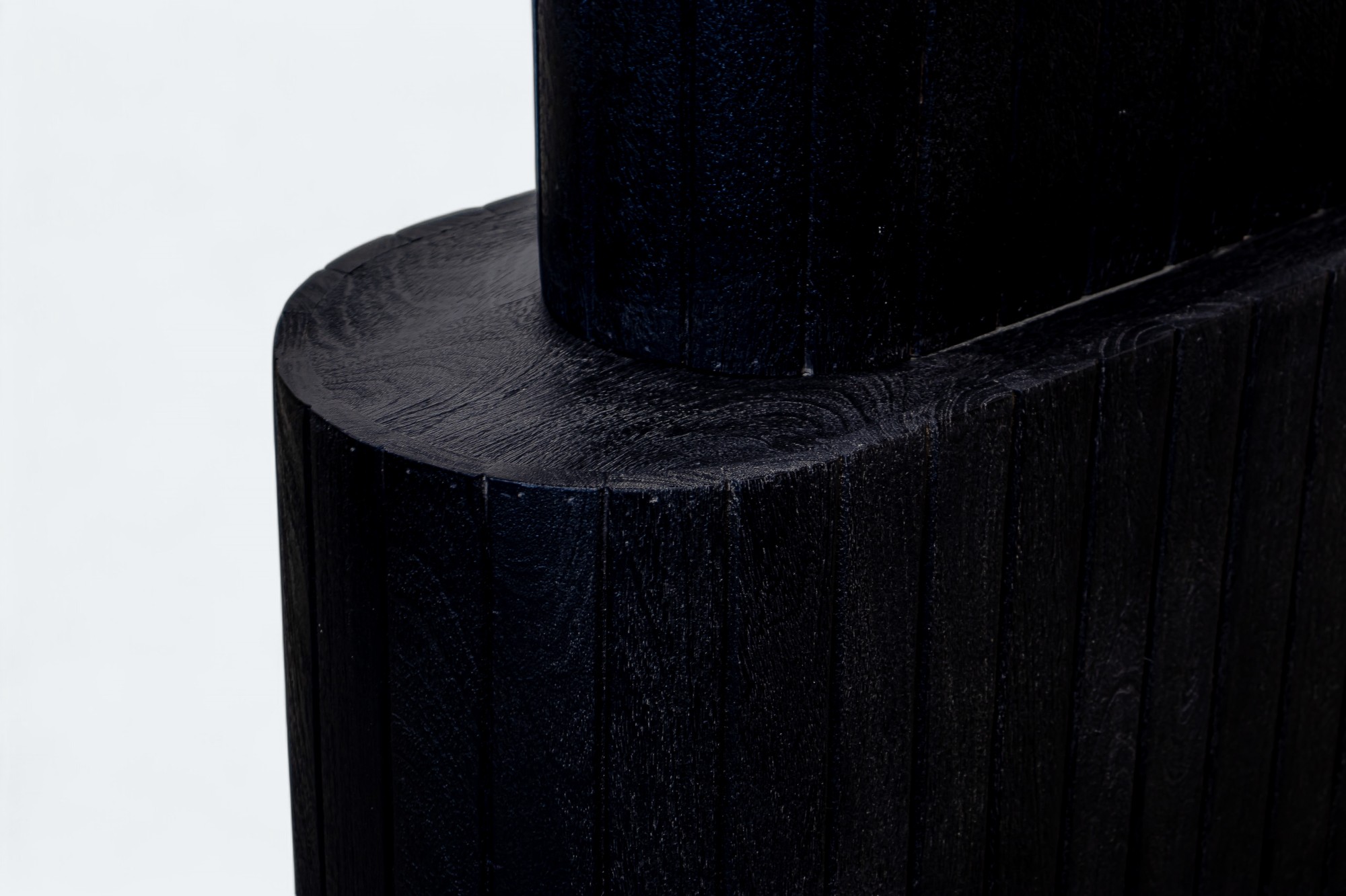 Dark Wood Grooved Oval Table