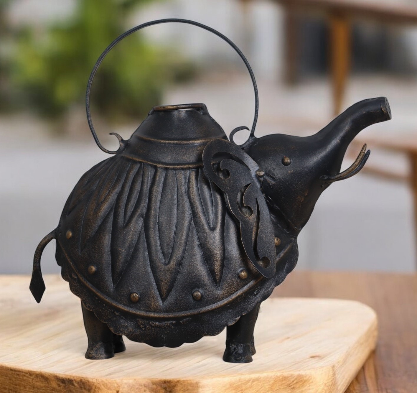 Black Metal Elephant Gardening water can