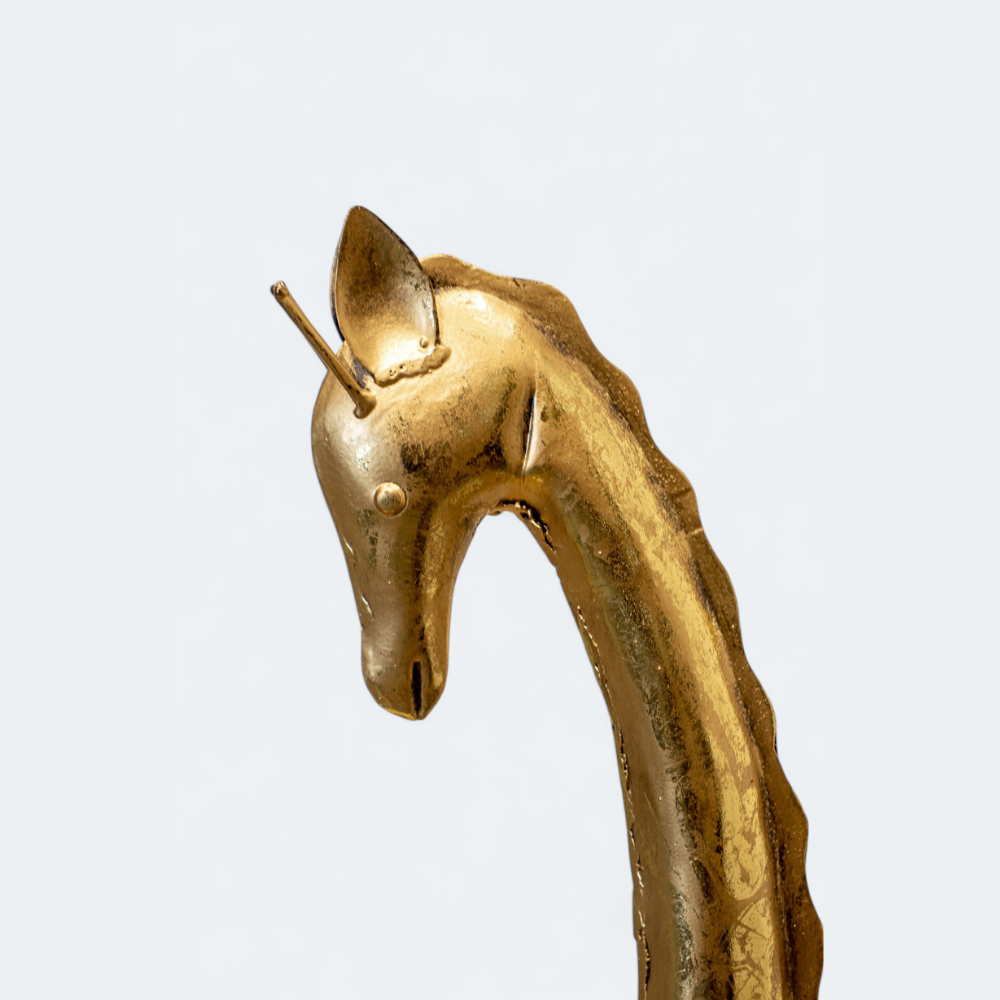 Handicraft Majestic Giraffe