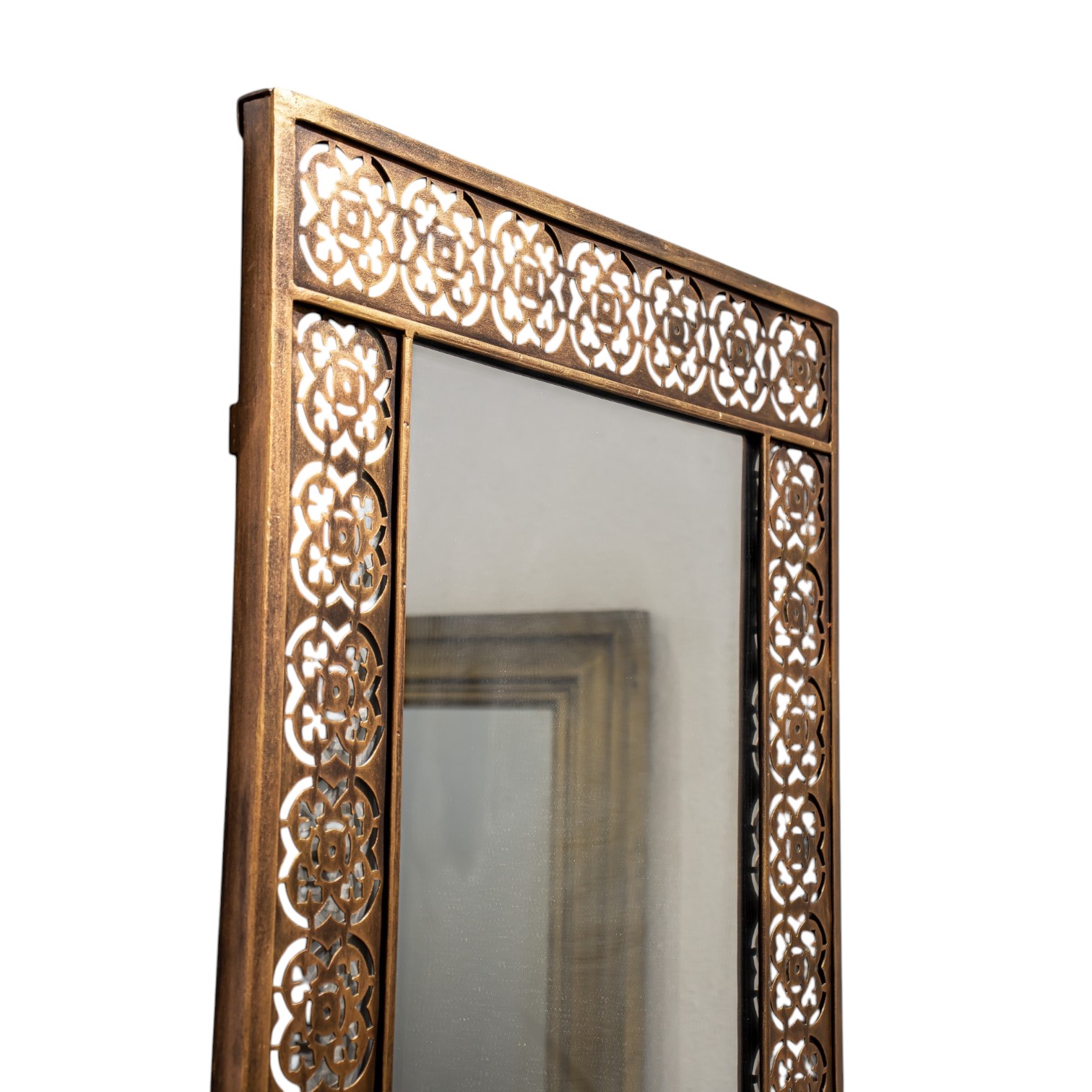 Luxurious Brass Wall Mirror