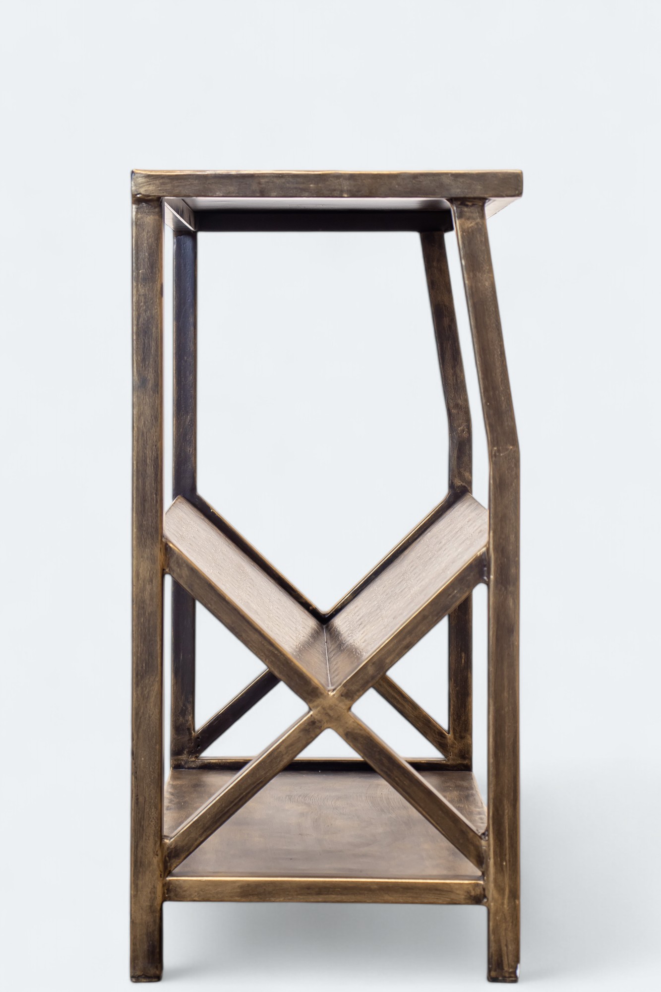 Premium Iron Magazine Holder