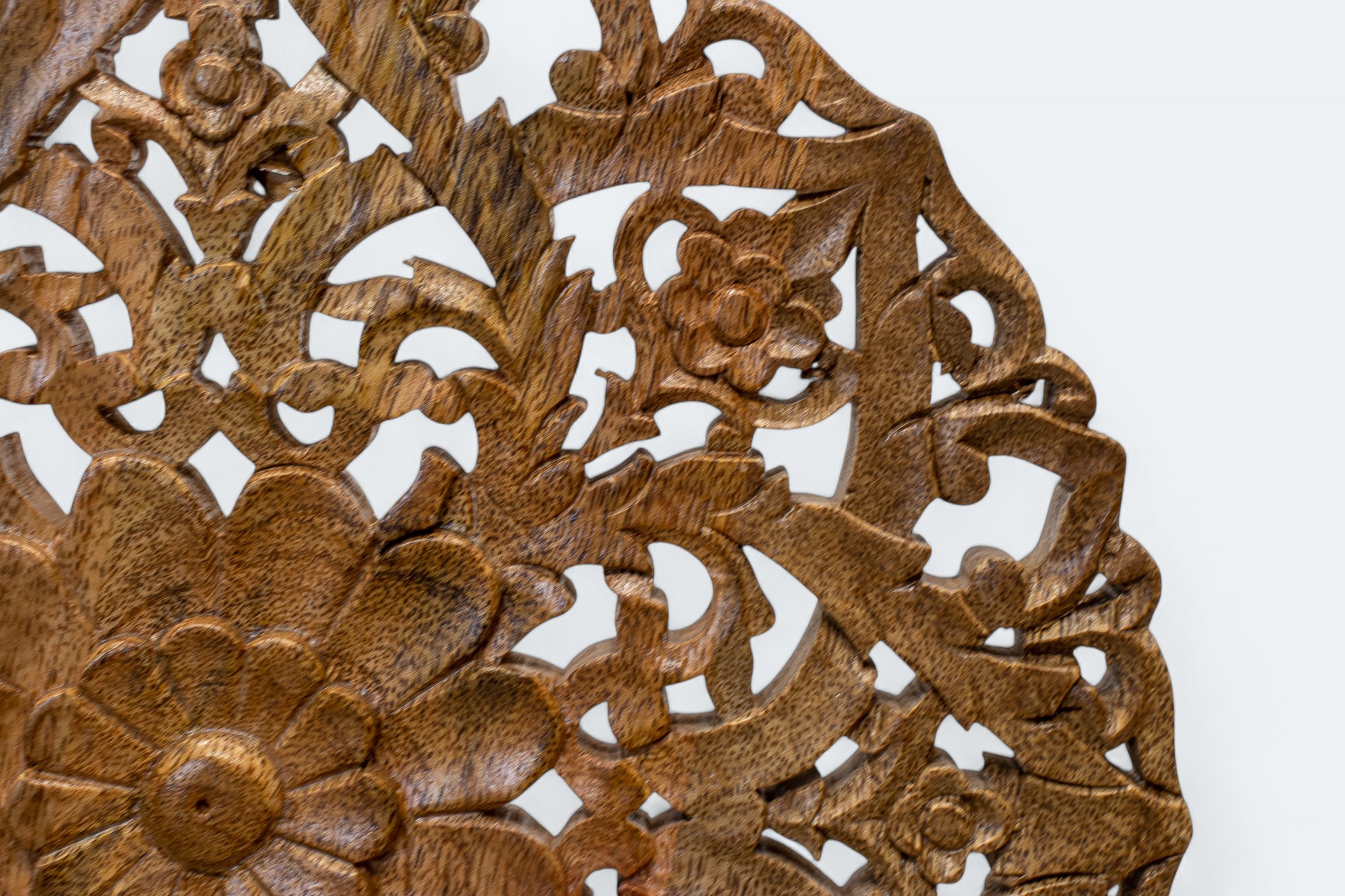 Wooden Discs Floral Design Decor