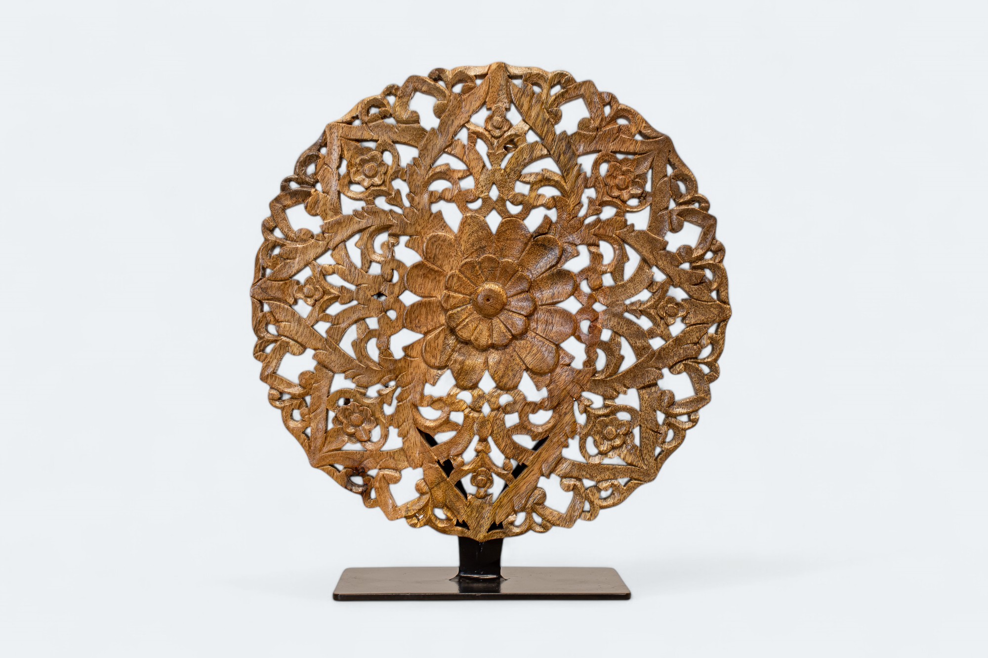 Wooden Discs Floral Design Decor