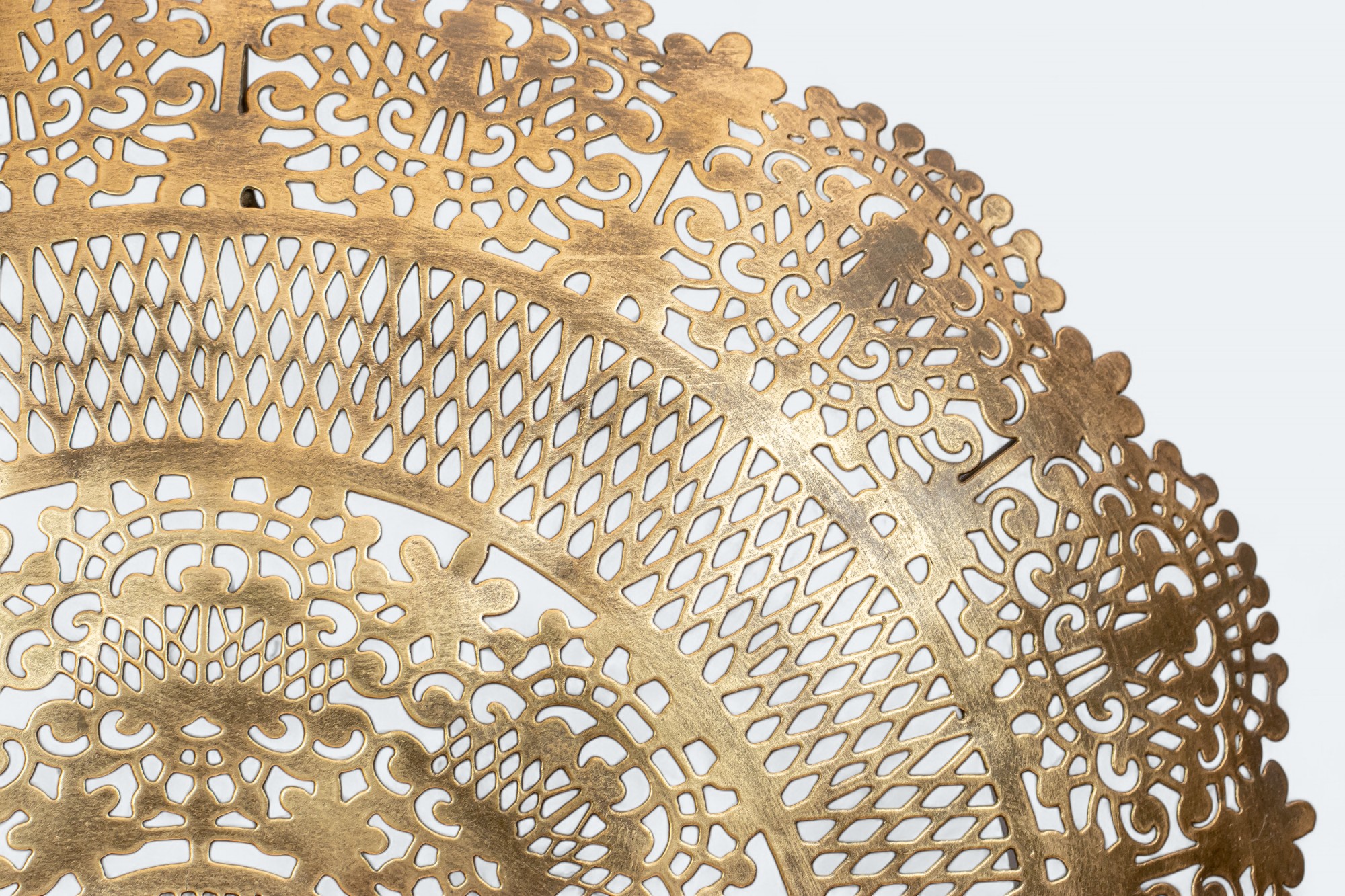 Gilded Radiance Decor
