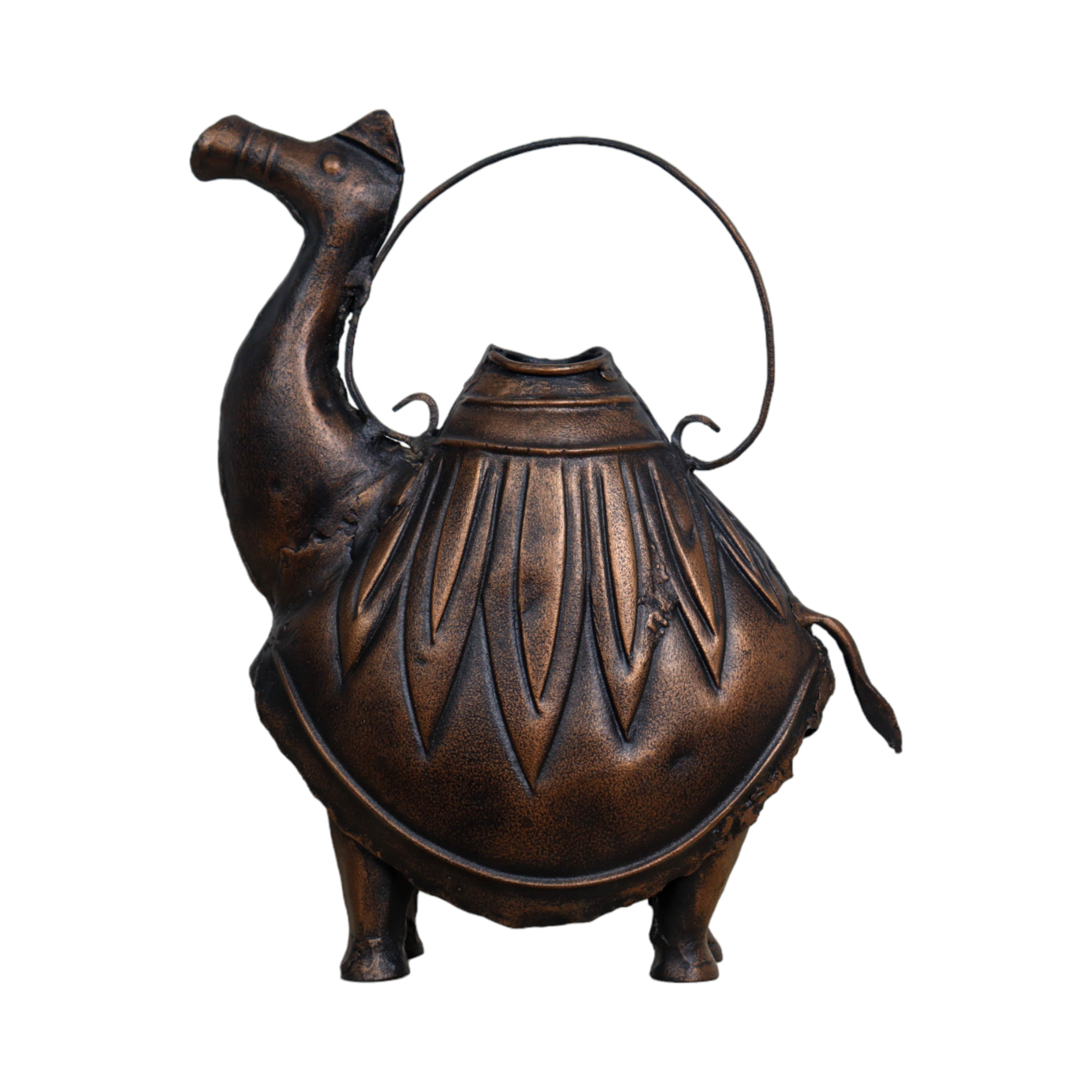 Metal Camel for Garden Decor