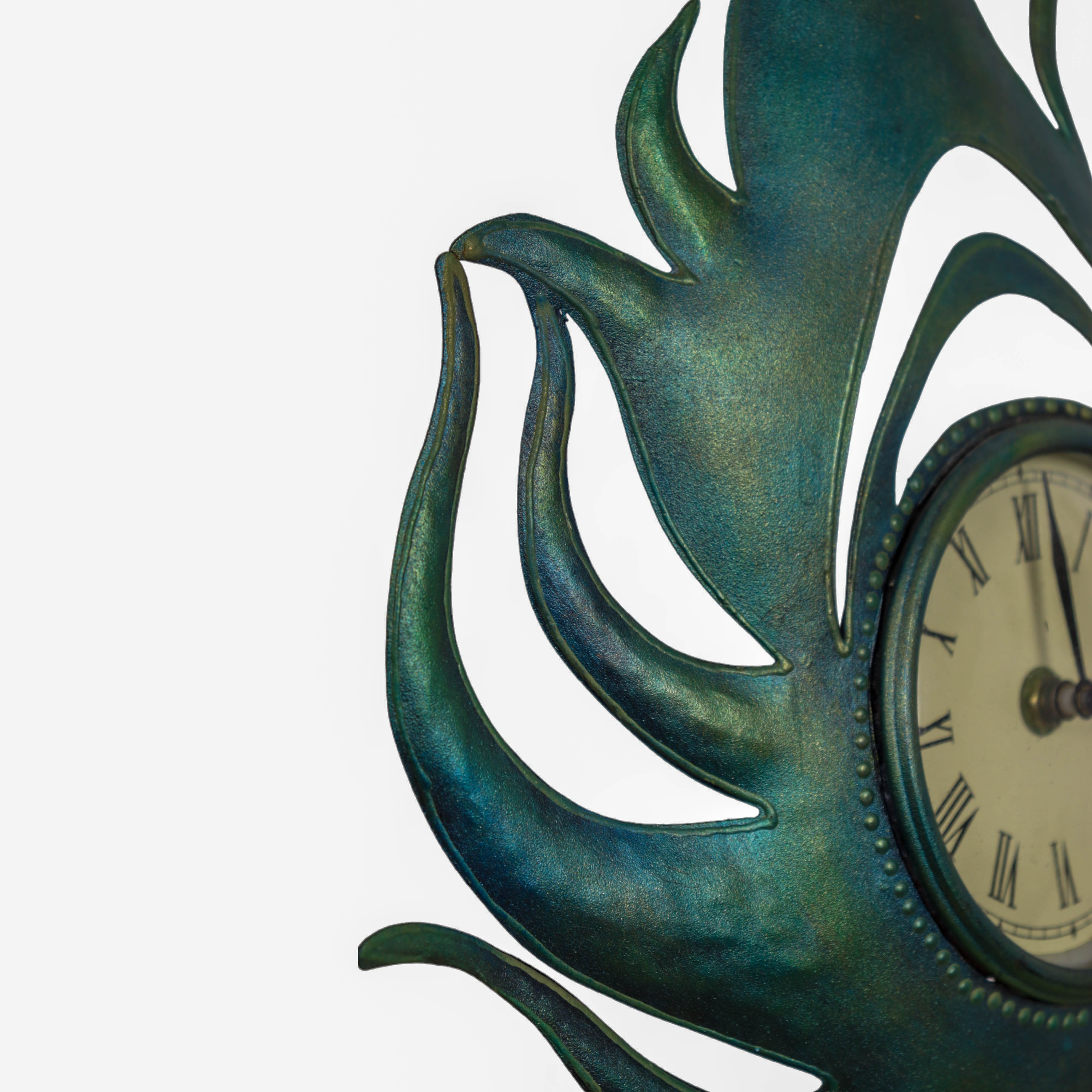 Beautiful Table Clock For Living Room