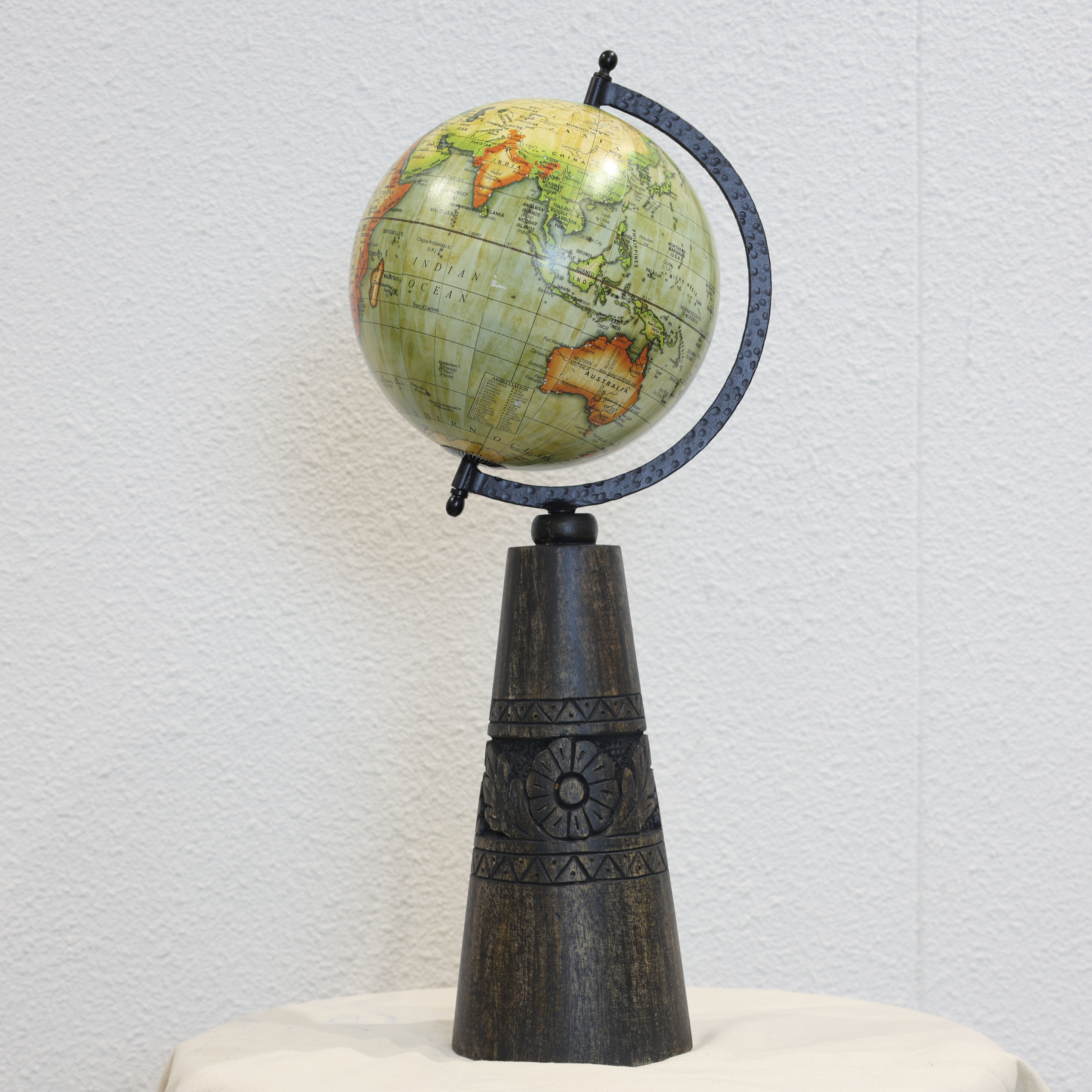 Crafted Wooden Carving Leg Globe