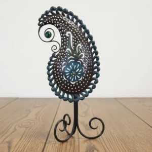 Metal Paisley Design Table Decor